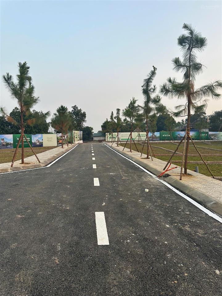 Bán đất gần khu công nghệ cao hòa lạc 100m2, mặt tiền 7m, sổ đỏ sẵn, giá 1.9 tỷ