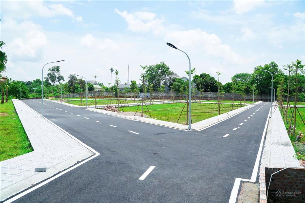 Bán gấp đất 950tr/lô sát trung tâm thị trấn xuân mai dòng tiền cho thuê hơn 500 triệu/năm