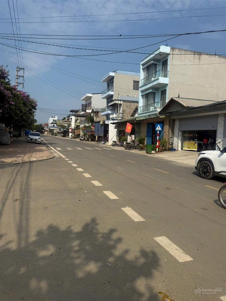 Bán gấp đất 950tr/lô sát trung tâm thị trấn xuân mai dòng tiền cho thuê hơn 500 triệu/năm