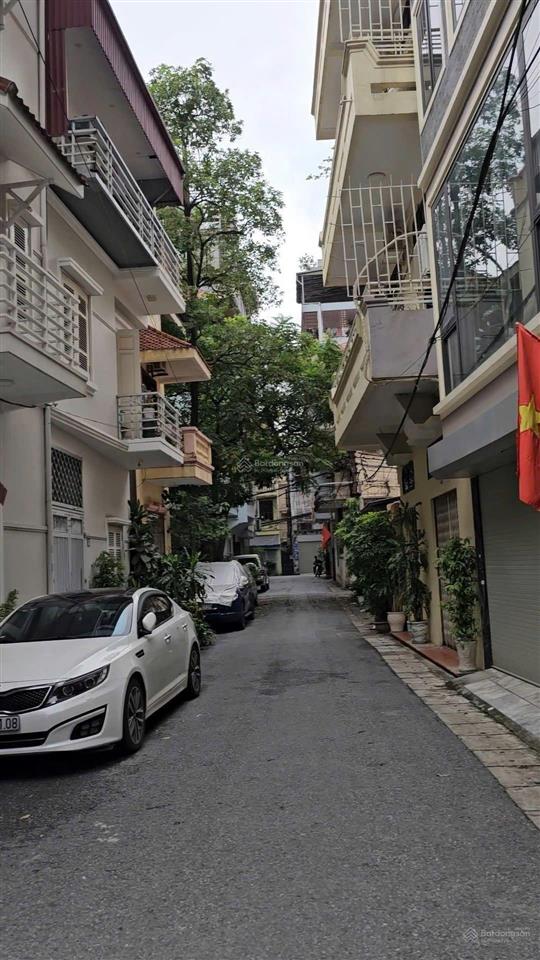 Vị trí cực đẹp nằm trên khu phân lô yên lạc  hai bà trưng
 sổ đỏ vuông vắn 58.8m thiết kế 3 tầng