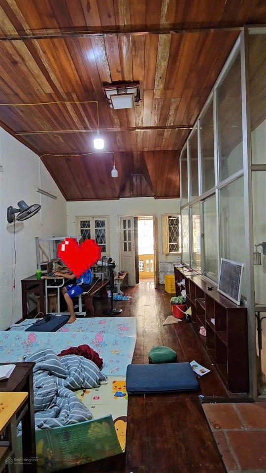 Vị trí cực đẹp nằm trên khu phân lô yên lạc  hai bà trưng
 sổ đỏ vuông vắn 58.8m thiết kế 3 tầng
