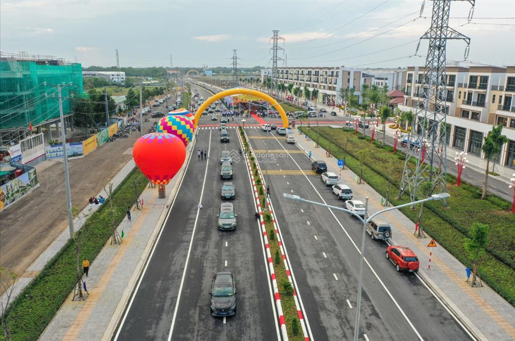 Cần bán nhanh nhà 2 lầu mt đường 826e 40m, long an mới xây giá nhỉnh 3.8 tỷ