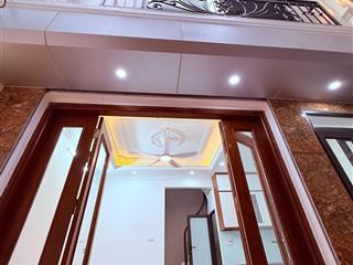 Xuân đỉnh nhà mới tinh tươm  thang máy vi vu  sát ô tô  ô tô tránh cực gân nhà mới ở ngay