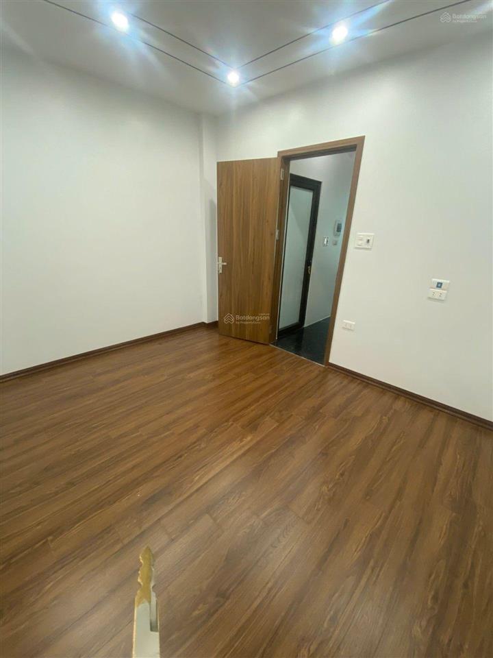 Xuân đỉnh 6 tâng thang máy  nhà mới ở luôn  gần khu ngoại giao đoàn  tiện ích bạt ngàn