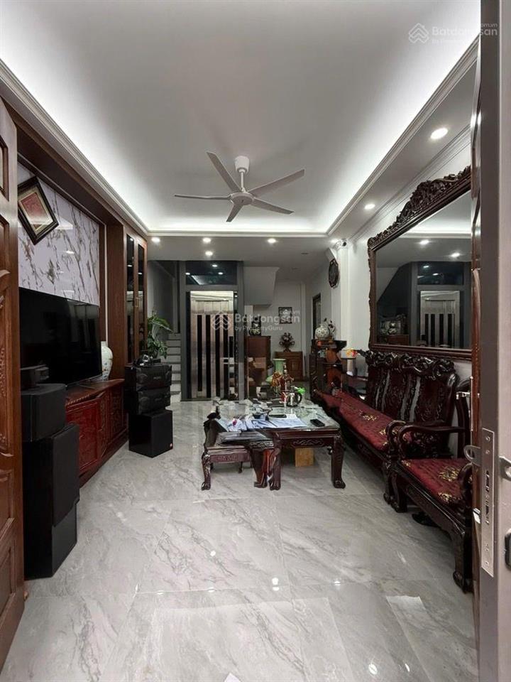 Xuân đỉnh nhà đẹp  lô góc  6 tâng thang máy  tặng nội thất  ba gác tận cửa  vài bước ra ô tô