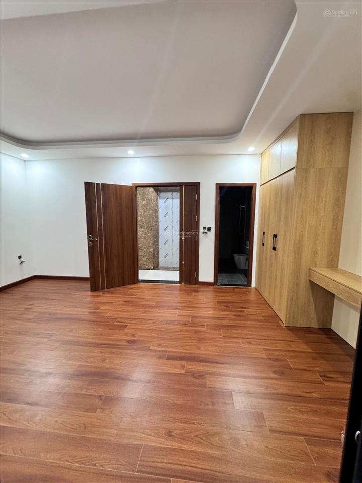 Xuân đỉnh  6 tầng thang máy  otô vào nhà thiết kế tầng 1 phòng  full nội thất