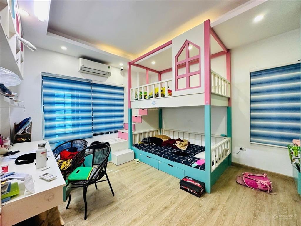Xuân la tây hồ  nhà đẹp ở ngay  logoc thoáng sáng  full nội thất  bagac tận cửa