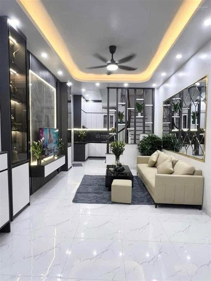 Chủ gộp bank cần bán nhà an dương vương vị trí đăng cấp  nhà mới đẹp  15m ra ô tô tránh