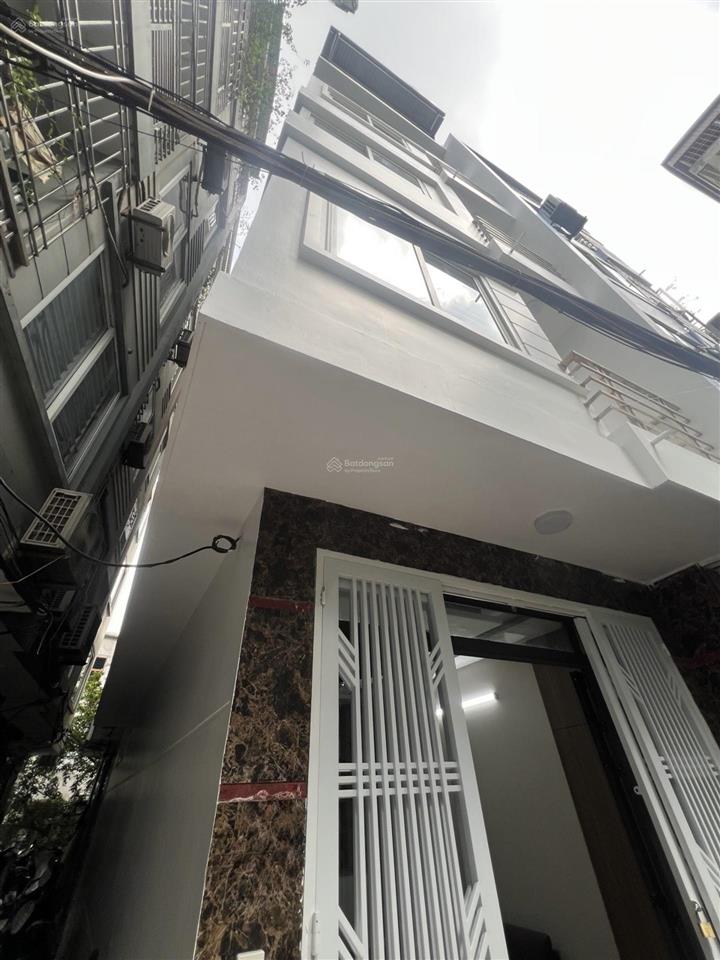 Xuân la  full nội thất  lô góc  sát ô tô  nhà mới ở ngay