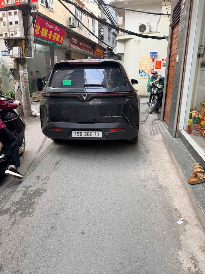Lô góc 2 thoáng ngõ nông gần phố nhà dân xây chắc chắn