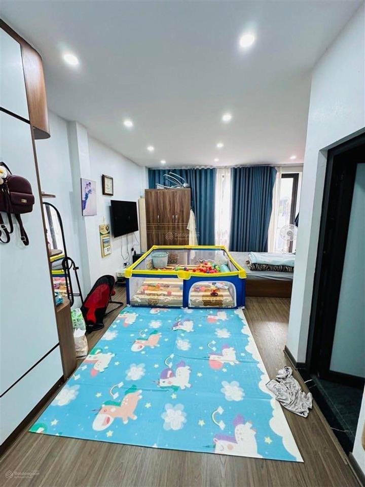 Siêu phẩm an dương vương 6 tầng thang máy ô tô vào nhà giá trị tăng trưởng cao