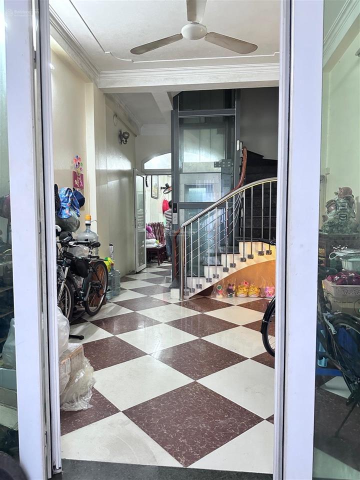Nhà đẹp 6 tầng lô góc thang máy xuân la, tây hồ