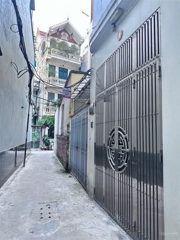 Nhà đẹp 6 tầng lô góc thang máy xuân la, tây hồ