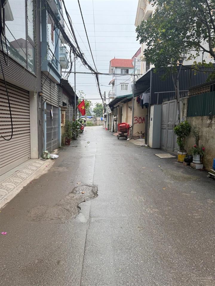 Nhà lô góc an dương vương kinh doanh sát ciputraô tô