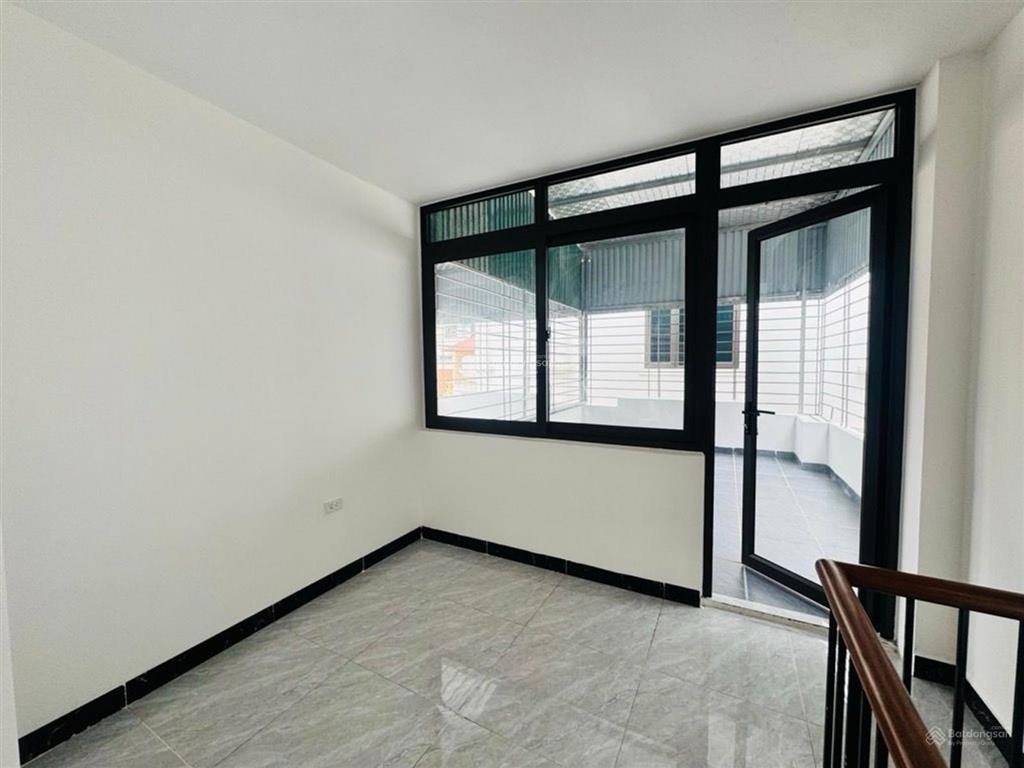 Xuân đỉnh  siêu phẩm nhà mới tinh thang máy 100m ra phạm văn đồng