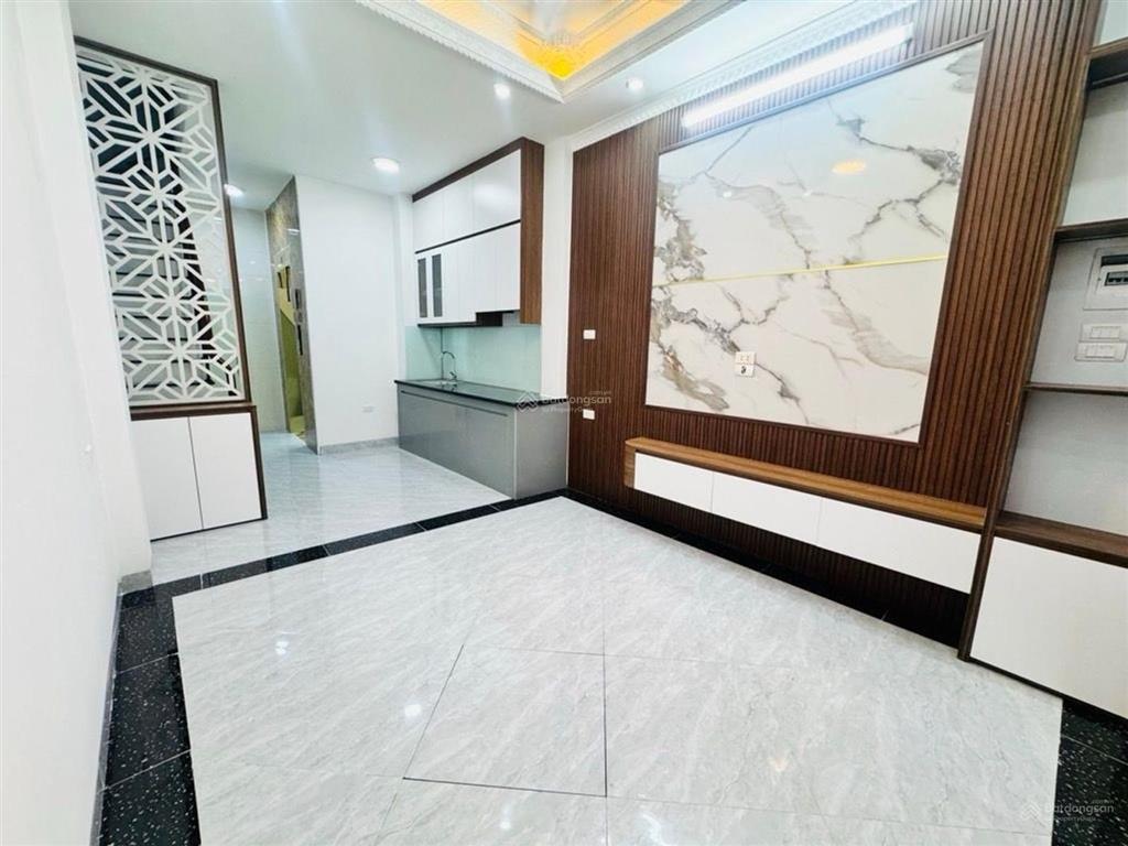 Xuân đỉnh  siêu phẩm nhà mới tinh thang máy 100m ra phạm văn đồng