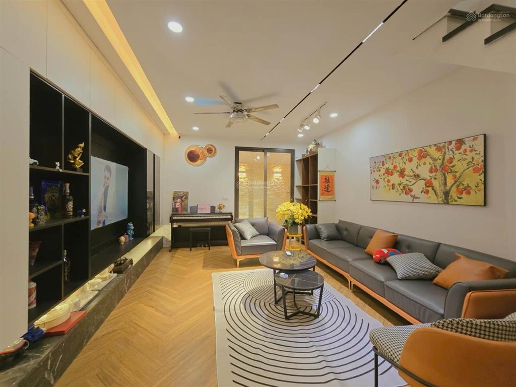 Nhà đẹp cổ nhuế  ngõ thông chế lan viên