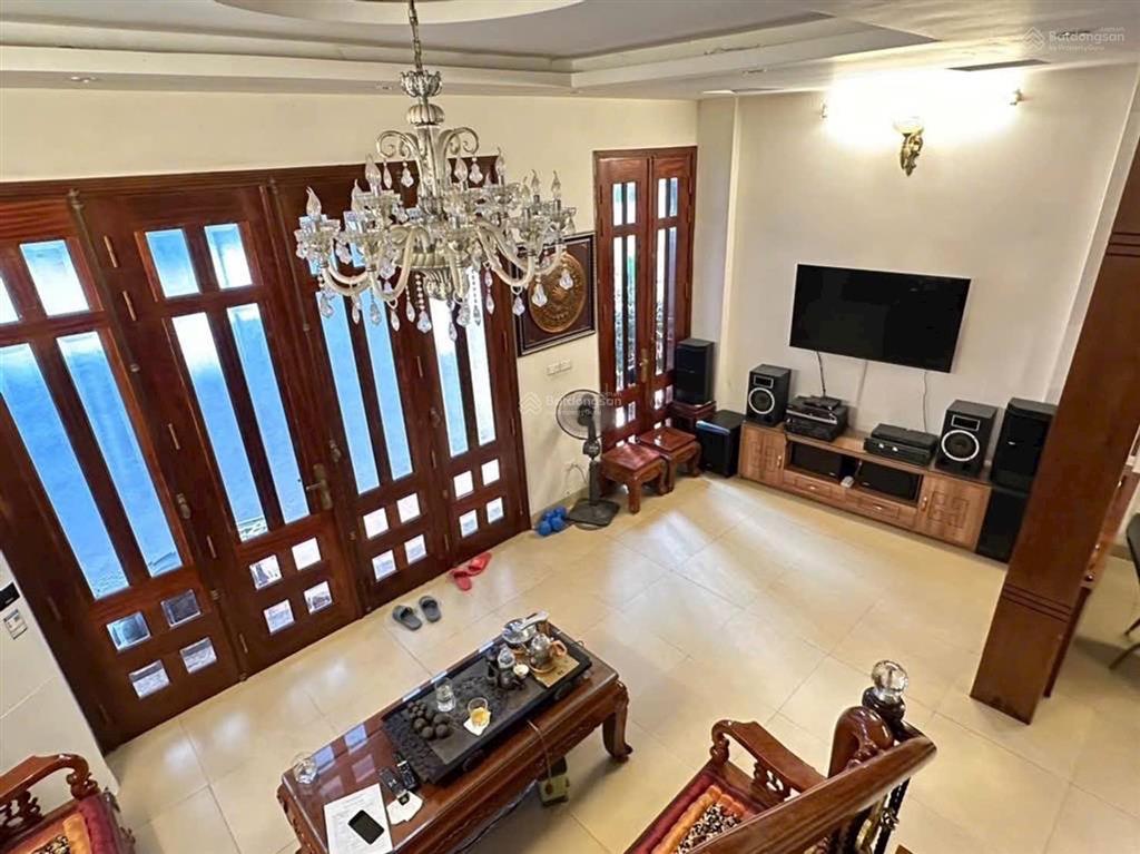 Xuân đỉnh nhà đẹp, nội thất xịn sò, tặng full nội thất ngõ ba gác tránh