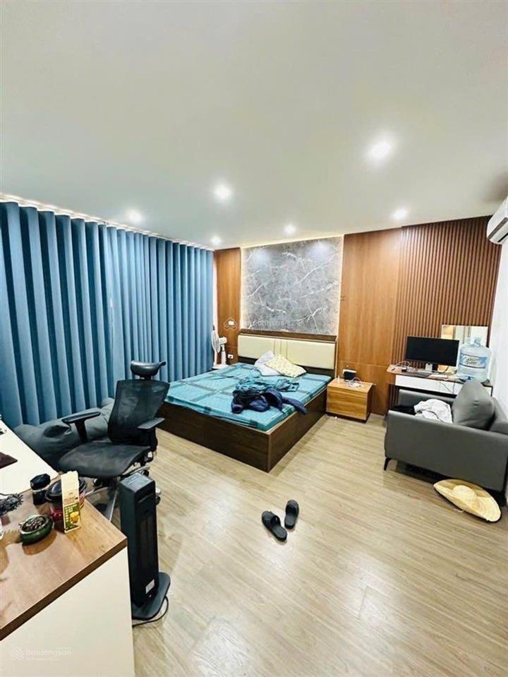 Siêu phẩm an dương vương 6 tầng thang máy ô tô vào nhà, giá trị tăng trưởng cao