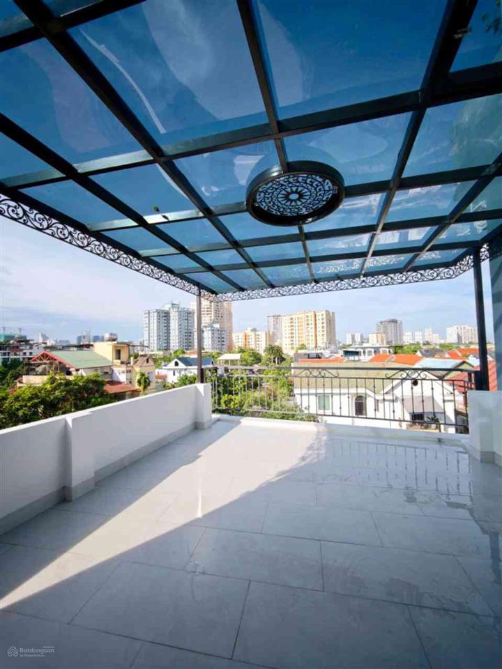 Nhà 5 tầng mới tinh ~32m tại phạm văn đồng chế lan viên, view khu biệt thự resco