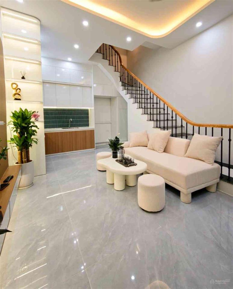 Nhà 5 tầng mới tinh ~32m tại phạm văn đồng chế lan viên, view khu biệt thự resco