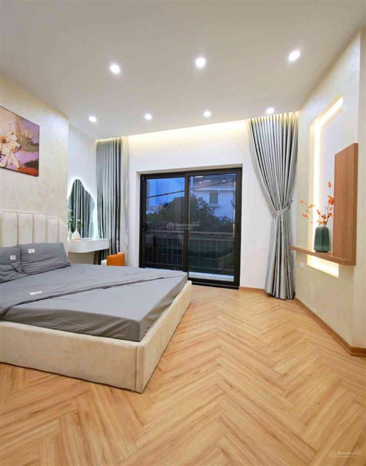 Nhà 5 tầng mới tinh ~32m tại phạm văn đồng chế lan viên, view khu biệt thự resco