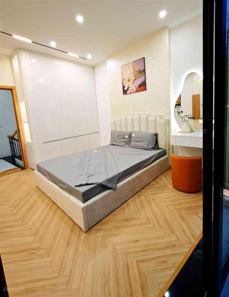 Nhà 5 tầng mới tinh ~32m tại phạm văn đồng chế lan viên, view khu biệt thự resco