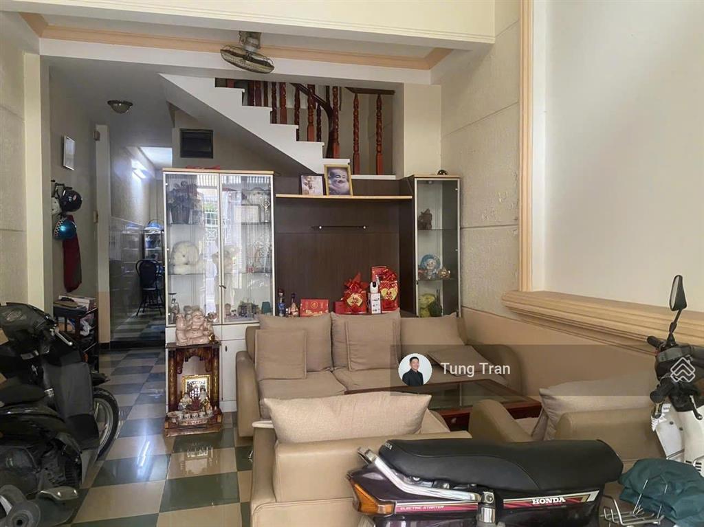 Mặt tiền đặng dung q.1  vị trí chiến lược  kinh doanh đa ngành quận 1  giá trị truyền đời