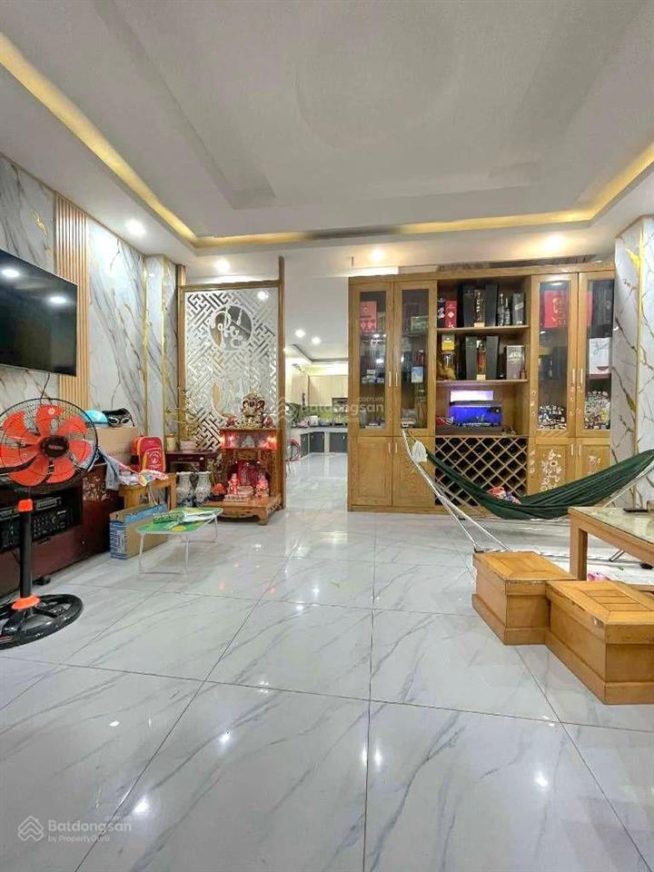 Tân bình  trần thị trọng  65m2  ngang 5m  4pn  nhà chắc chắn đẹp  nhỉnh 5 tỷ