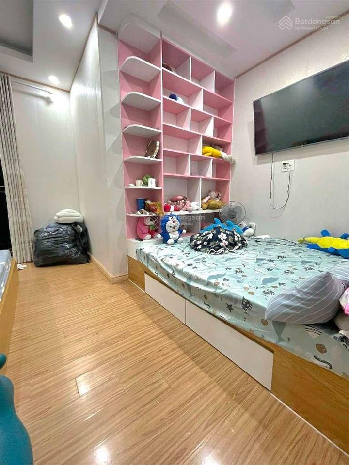 Tân bình  trần thị trọng  65m2  ngang 5m  4pn  nhà chắc chắn đẹp  nhỉnh 5 tỷ