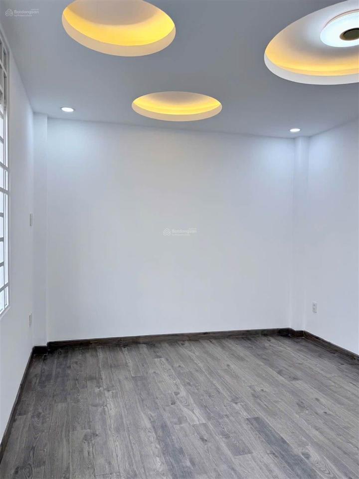 Nhà 1/  lô góc 76m2 vuông vức  4 tầng  hẻm xe hơi 1 trục  trần thánh tông  p.15 tân bình