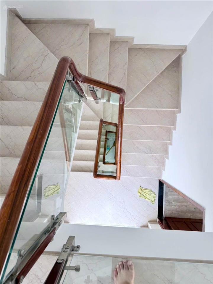 Nhà 1/  lô góc 76m2 vuông vức  4 tầng  hẻm xe hơi 1 trục  trần thánh tông  p.15 tân bình