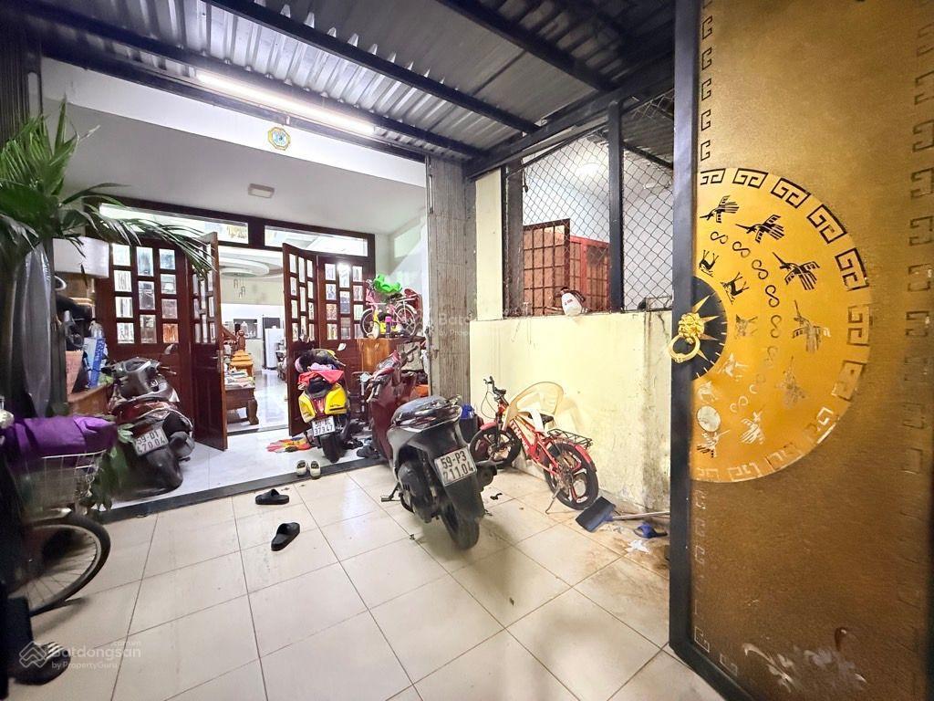 Phạm văn bạch 1 sẹc sát mặt tiền  vf3 ngủ trong nhà  74m2  2 tầng  full nội thất  chỉ 7.8 tỷ
