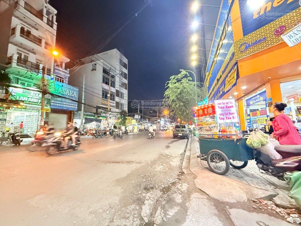 Phạm văn bạch 1 sẹc sát mặt tiền  vf3 ngủ trong nhà  74m2  2 tầng  full nội thất  chỉ 7.8 tỷ