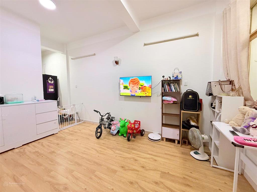 Cần cho thuê căn hộ chung cư b1 trường sa  tầng cao