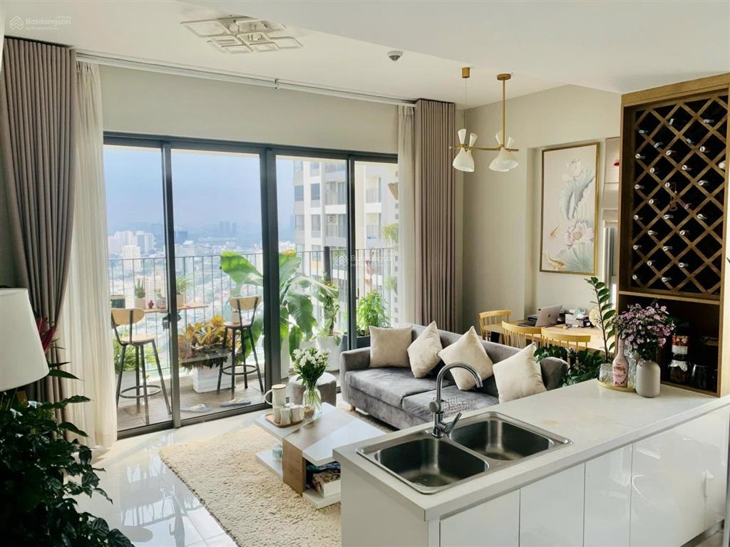 Độc quyền quản lý cho thuê căn góc lầu 38, ban công 4 cánh, tháp sol, full nội thất giá 23 triệu.