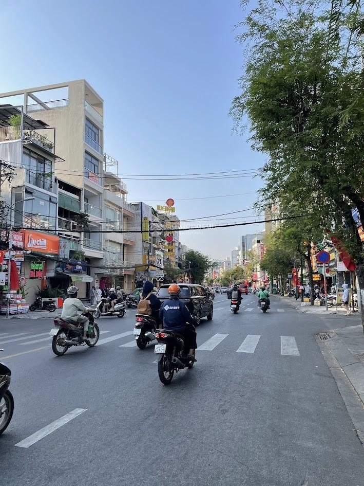 Cho thuê 59 nguyễn gia trí (d2 cũ) dt 4x25m trệt 2 lầu vị trí đẹp