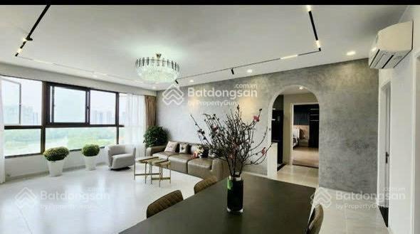 Cần cho thuê nhanh căn hộ star hill, pmh, q7 nhà đẹp, giá tốt.  0918 784 *** em hải