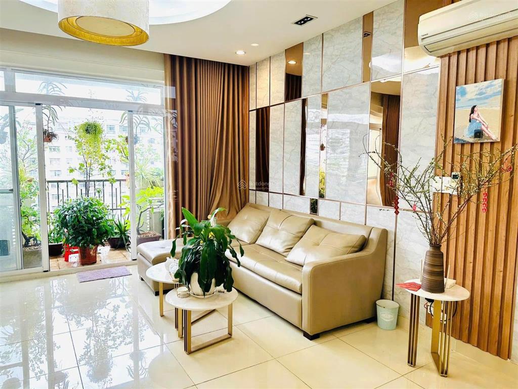 Cho thuê căn hộ cảnh viên 3 phú mỹ hưng.  0918 784 *** em hải