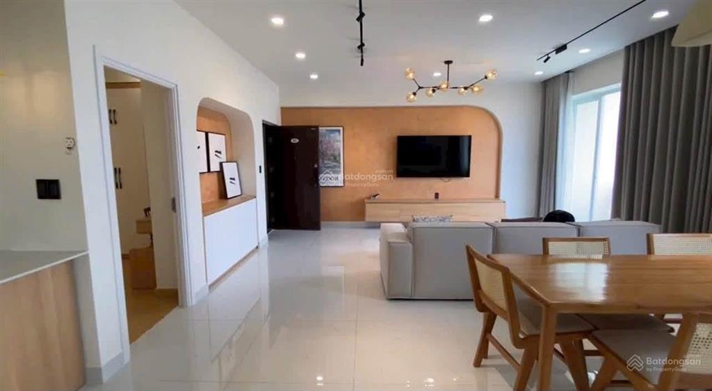 Bán gấp cc grand view, q7, 10,7 tỷ, 118m2, 3pn, 2wc, full nội thất