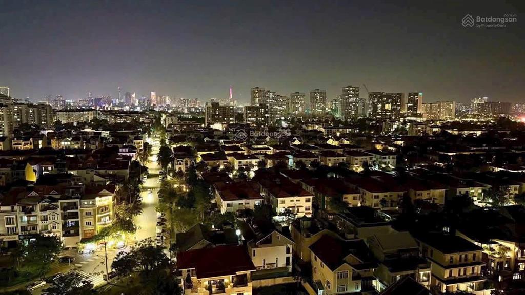 Bán gấp cc grand view, q7, 10,7 tỷ, 118m2, 3pn, 2wc, full nội thất