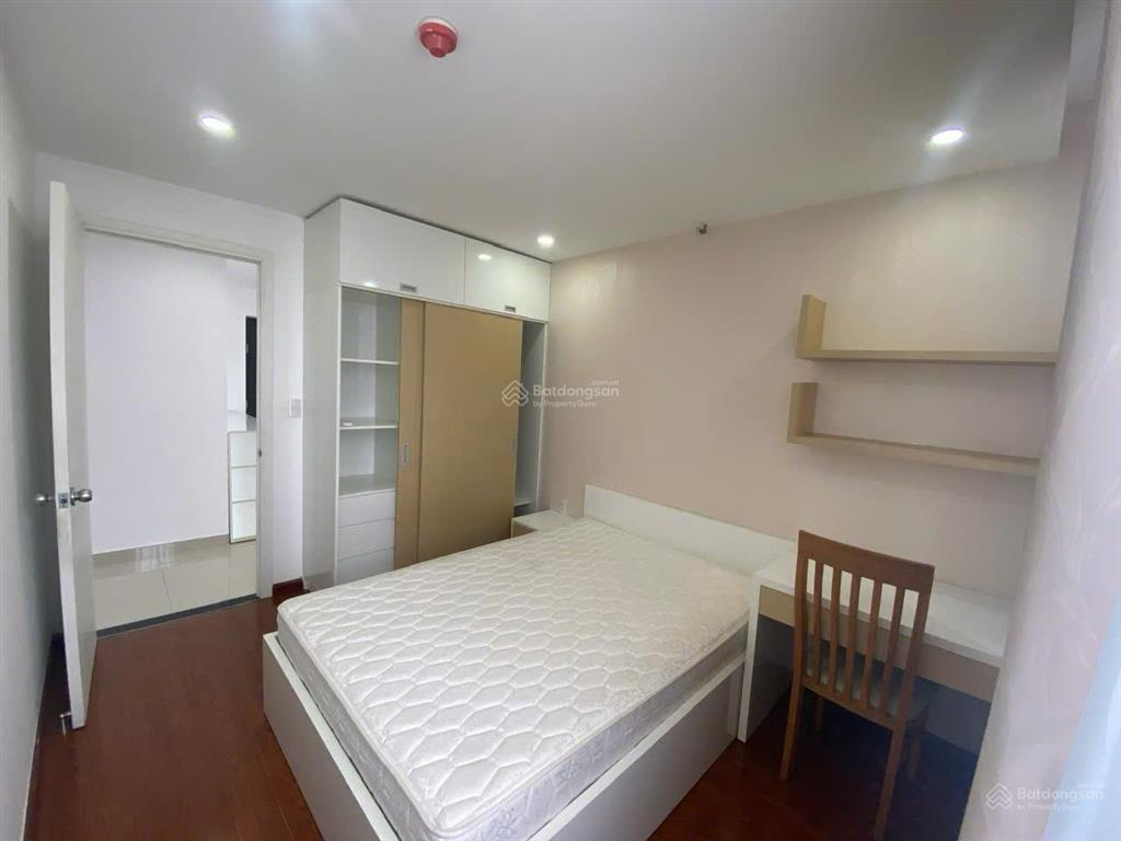 Cho thuê cc green valley, 31 triệu, 127m2, 3pn, 2wc ở tôn dật tiên, q7, hcm
