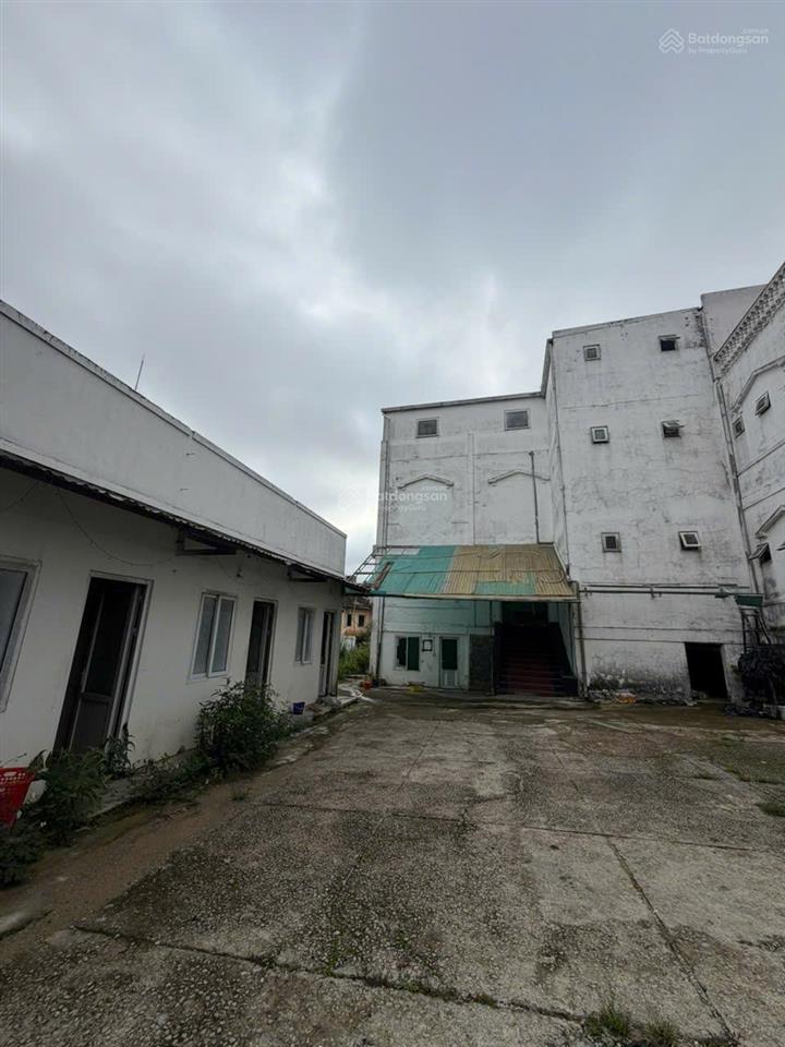 Bán nhà đất vàng 3.260m² mặt tiền hùng vương đà lạt có karaoke & nhà hàng, giá 250 tỷ