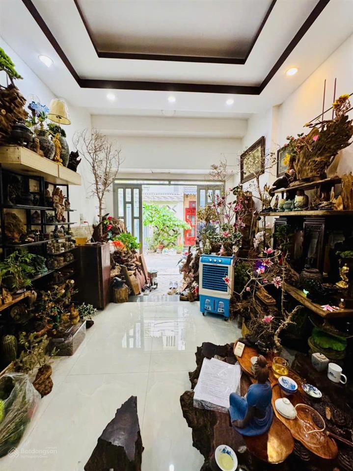 Bán nhà phan huy ích, p15 tân bình, hẻm 10m, 4.05x14.05m, 3 tầng, 5pn, gần sân bay