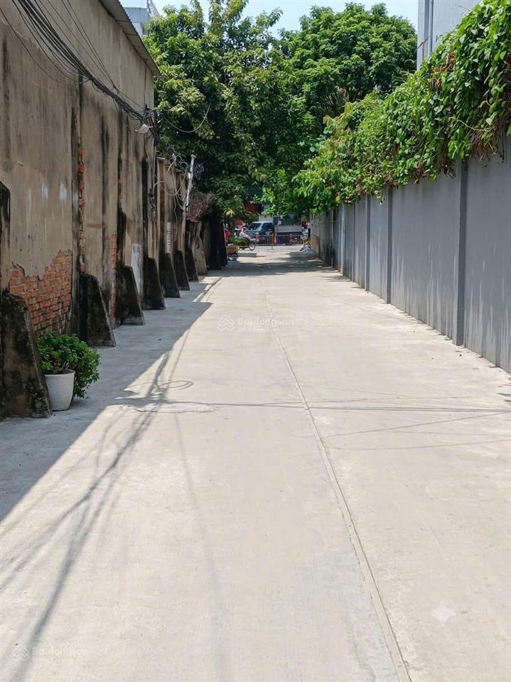 N hà cấp 4 tân bình lý thường kiệt  162m2  c4  ngang bề thế 10m  hẻm 6m, gần mặền