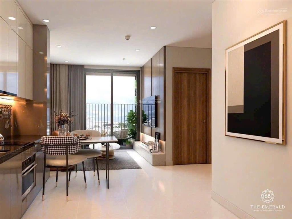Bán nhanh căn hộ a06 2pn 2wc 67m2 tầng trung giá tốt vị trí đẹp tại the emerald 68 đã vat, bao phí
