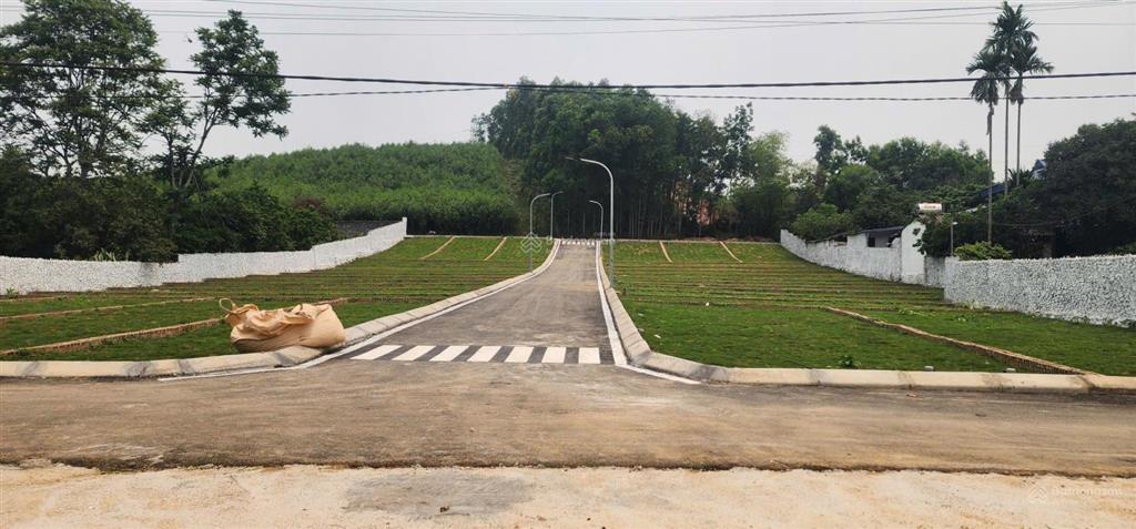 Chỉ 300 triệu sở hữu đất sổ hồng giáp đường ql21, 5 phút tới kcn 300ha và chợ dân sinh