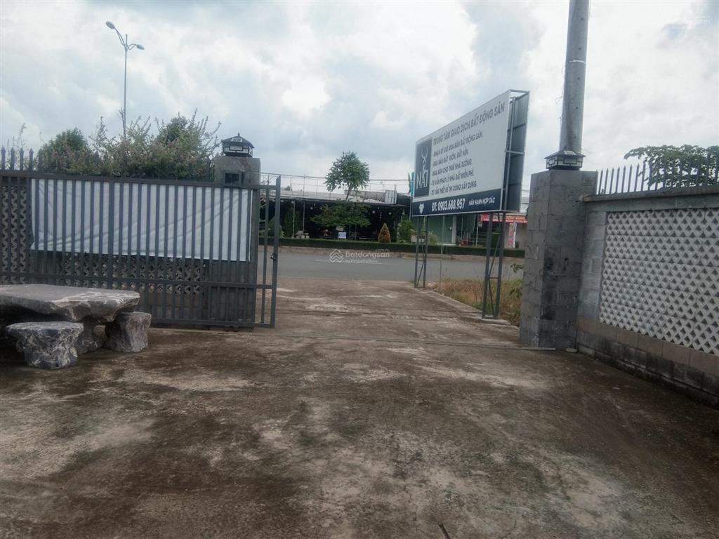 Đất mặt tiền đường huỳnh tấn phát, gần vòng xoay giao long