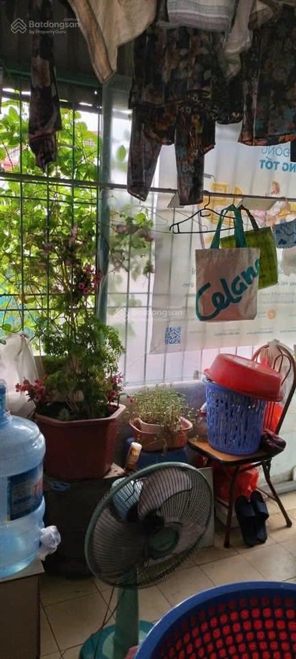 Chủ cần bán gấp, nhà riêng 4 tầng, diện tích 13 mét, nhà trung tâm quận đống đa, giấy tờ đầy đủ