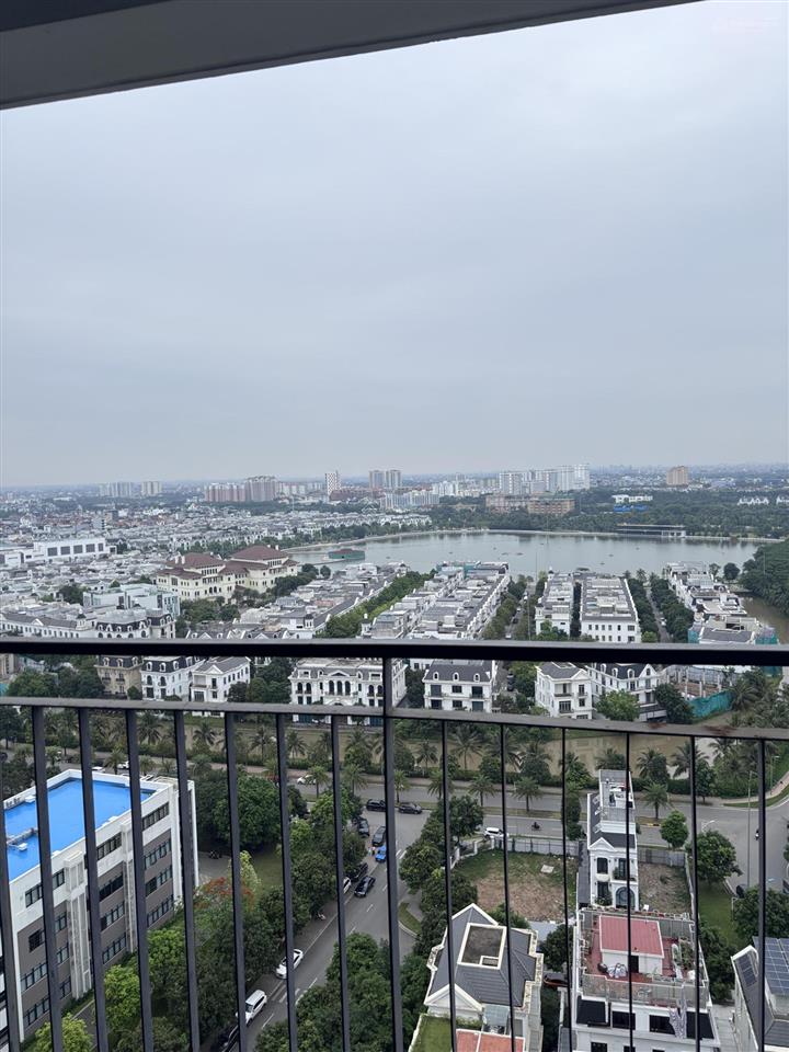 Vào ở ngay! giá 8tr/th. view hồ harmony vinhomes riverside, quanh năm thoáng đãng mát mẻ
